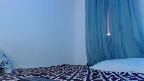 Snapshot of camilo_contre21 chatting on 02.17.25 camilo_contre21 online show from 02.17.25