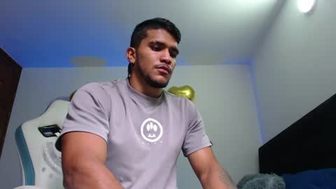 Snapshot of camilo_contre21 chatting on 06.16.26 camilo_contre21 online show from 06.16.26