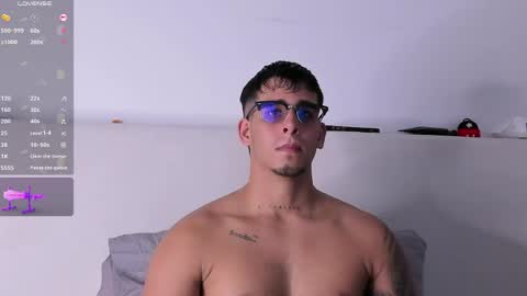   INDEPENDENT MODEL online show from 04.28.26