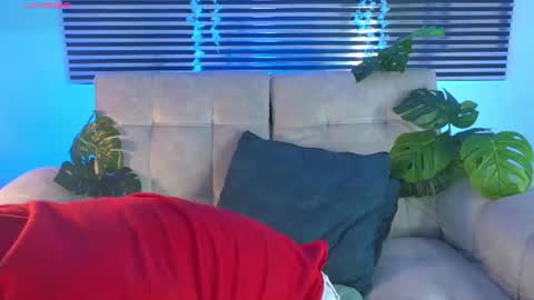 Snapshot of camilo_xcam chatting on 07.01.26 CAMILO online show from 07.01.26