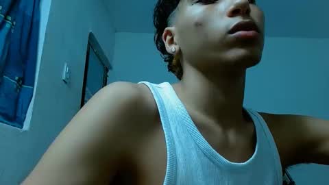 Snapshot of camilohot_2 chatting on 03.30.26 camilo online show from 03.30.26