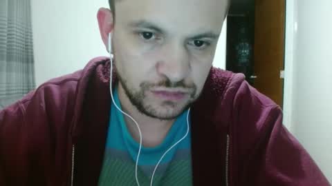 Snapshot of camiloking17 chatting on 12.03.24 camilo online show from 12.03.24