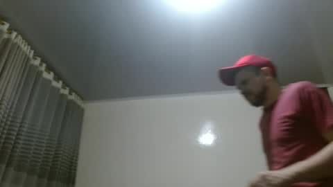 Snapshot of camiloking17 chatting on 12.05.24 camilo online show from 12.05.24