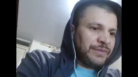 Snapshot of camiloking17 chatting on 01.15.25 camilo online show from 01.15.25