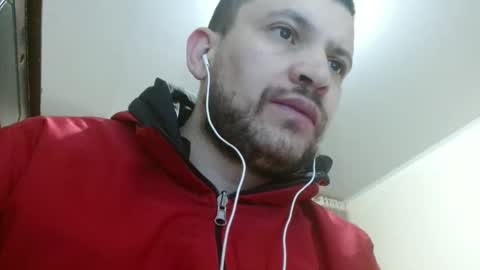 Snapshot of camiloking17 chatting on 01.25.25 camilo online show from 01.25.25
