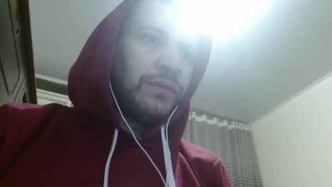 Snapshot of camiloking17 chatting on 01.26.25 camilo online show from 01.26.25