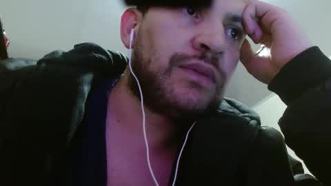 Snapshot of camiloking17 chatting on 02.04.25 camilo online show from 02.04.25