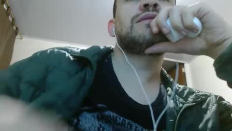 Snapshot of camiloking17 chatting on 02.28.25 camilo online show from 02.28.25
