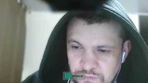 Snapshot of camiloking17 chatting on 04.19.26 camilo online show from 04.19.26