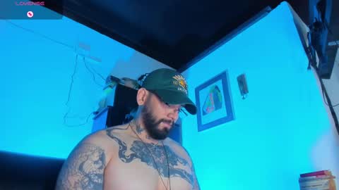 Snapshot of camilomayer chatting on 10.09.25 Camilo online show from 10.09.25