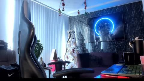 Snapshot of camilowatson chatting on 01.07.25 Camilo Watson online show from 01.07.25