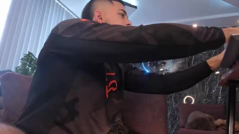 Snapshot of camilowatson chatting on 10.07.25 Camilo Watson online show from 10.07.25