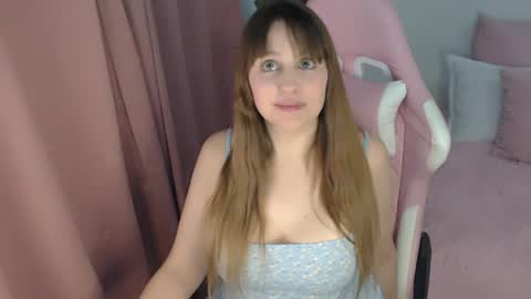  Nicole   online show from 04.04.26