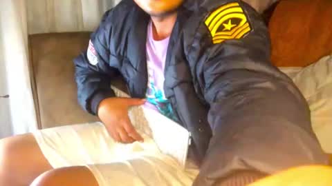 Snapshot of camivaron chatting on 02.10.25 camivaron online show from 02.10.25