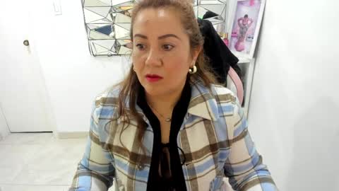 camixxx_m online show from 04.18.26