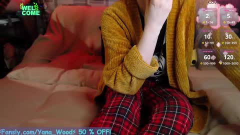 Snapshot of camkitana01 chatting on 02.12.25 Kitana online show from 02.12.25