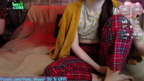 Snapshot of camkitana01 chatting on 02.14.25 Kitana online show from 02.14.25