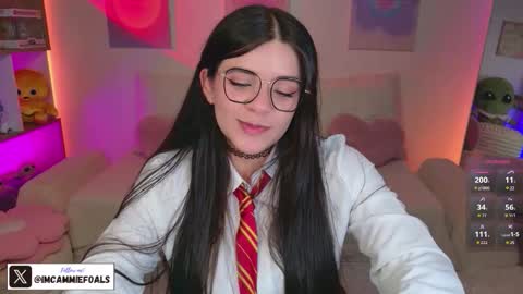   Lets reach 200 thumbs up  online show from 12.16.25