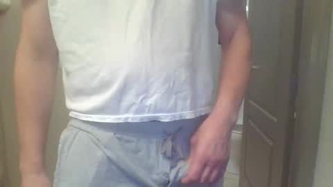 Snapshot of cammyman6900 chatting on 11.05.25 cammyman6900 online show from 11.05.25