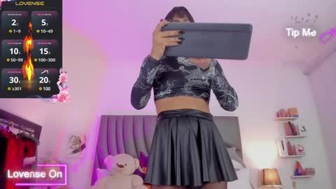 Snapshot of campbeldginger chatting on 01.16.25 Call me GIN online show from 01.16.25