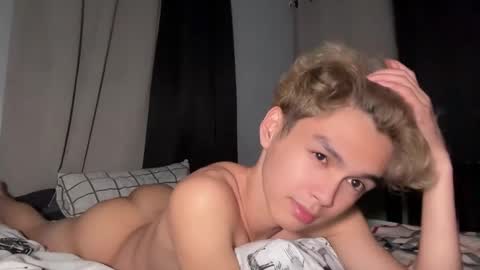 Snapshot of camwithethan chatting on 02.26.26 Ethan online show from 02.26.26