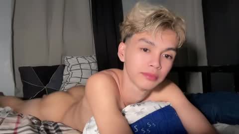 Snapshot of camwithethan chatting on 02.28.26 Ethan online show from 02.28.26