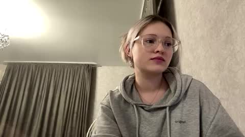 candelariahile online show from 02.08.26