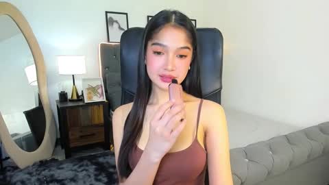 candiceferragamo online show from 10.07.25