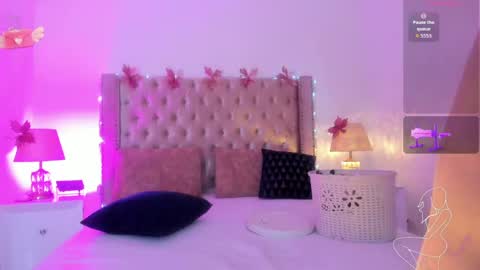 Snapshot of candiegilson__ chatting on 04.26.26 Candie online show from 04.26.26