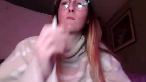 Snapshot of candismiths chatting on 11.21.25 Candi online show from 11.21.25