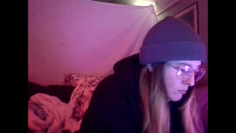 Snapshot of candismiths chatting on 11.22.25 Candi online show from 11.22.25