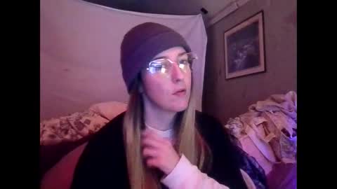 Snapshot of candismiths chatting on 11.23.25 Candi online show from 11.23.25