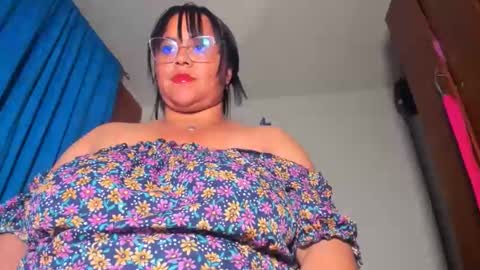 Snapshot of candy_browm1 chatting on 05.15.26 Candy Brown online show from 05.15.26