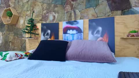 Jolie online show from 12.20.25