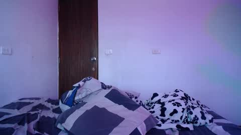 Snapshot of candy_grey28 chatting on 10.18.25 Candy Grey online show from 10.18.25