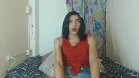 candy_hot_trans online show from 01.24.25