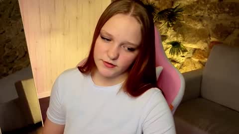 Snapshot of candy_lir chatting on 02.10.26 Candy online show from 02.10.26