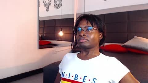 Snapshot of candy_lovee6 chatting on 02.28.25 CANDY LOVE DANNA online show from 02.28.25