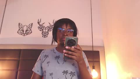 Snapshot of candy_lovee6 chatting on 09.11.25 CANDY LOVE DANNA online show from 09.11.25