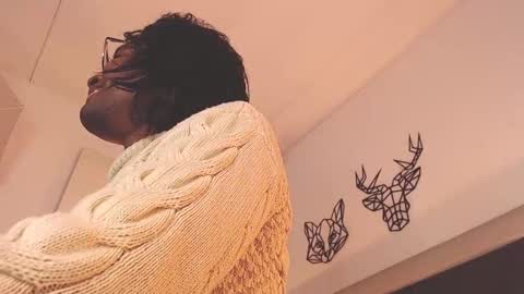 Snapshot of candy_lovee6 chatting on 10.05.25 CANDY LOVE DANNA online show from 10.05.25