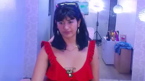 Snapshot of candy_lux_ chatting on 01.15.25 Candy online show from 01.15.25