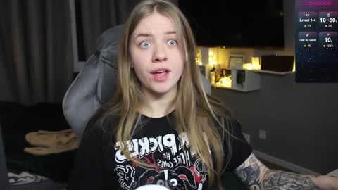 Megan online show from 01.06.25