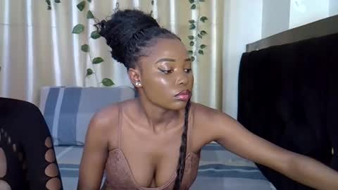 Snapshot of candy_pop1 chatting on 10.17.25 CANDY online show from 10.17.25