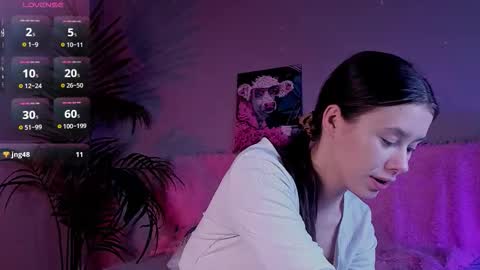 Sandy online show from 10.16.25