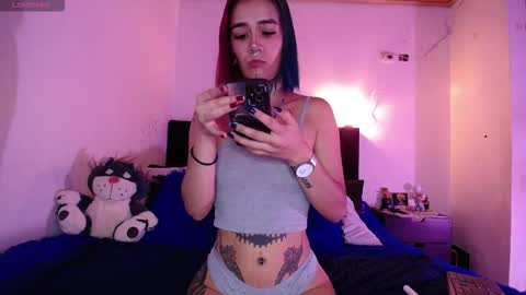 Snapshot of candy_scarce16 chatting on 11.06.25 Sharon online show from 11.06.25