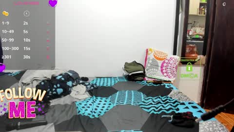 Snapshot of candy_val chatting on 04.08.26 candy_val online show from 04.08.26