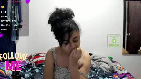 Snapshot of candy_val chatting on 04.27.26 candy_val online show from 04.27.26