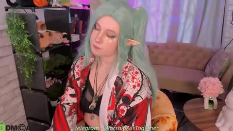 Snapshot of candy_yeah chatting on 05.05.26 Mary online show from 05.05.26