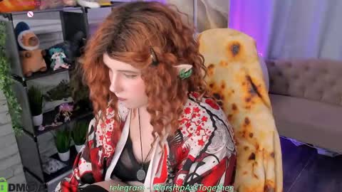 Snapshot of candy_yeah chatting on 05.19.26 Mary online show from 05.19.26