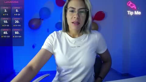 Candy Dowson online show from 12.24.24